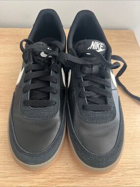 Nike Black and White Big Kids Low-Top Sneakers with Gum Sole